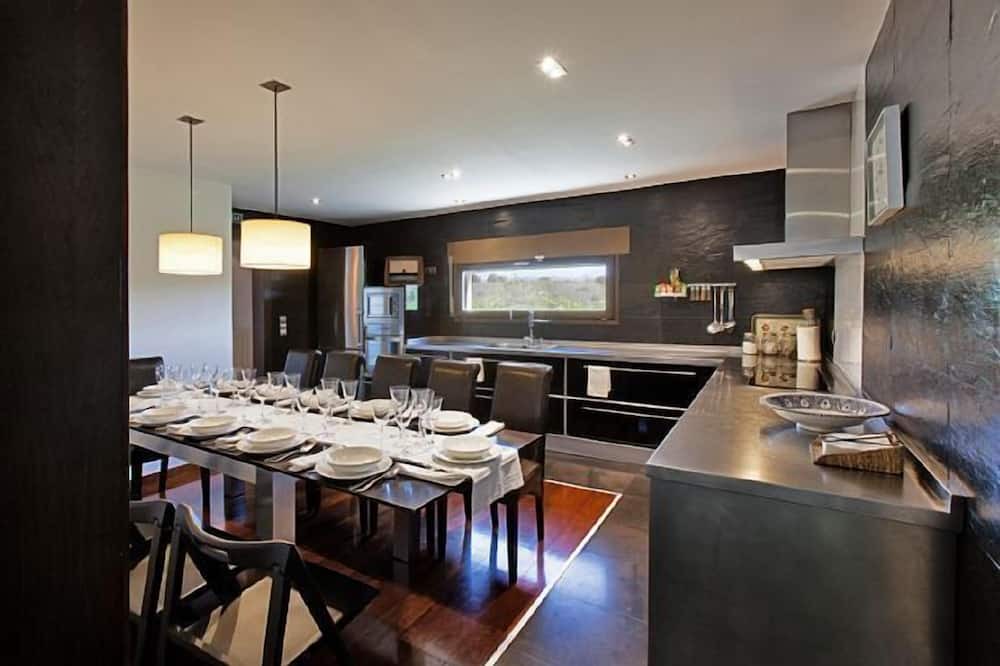 Photo of Kitchen in Pueyo