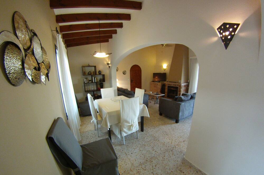 Photo of Livingroom in Benimeit