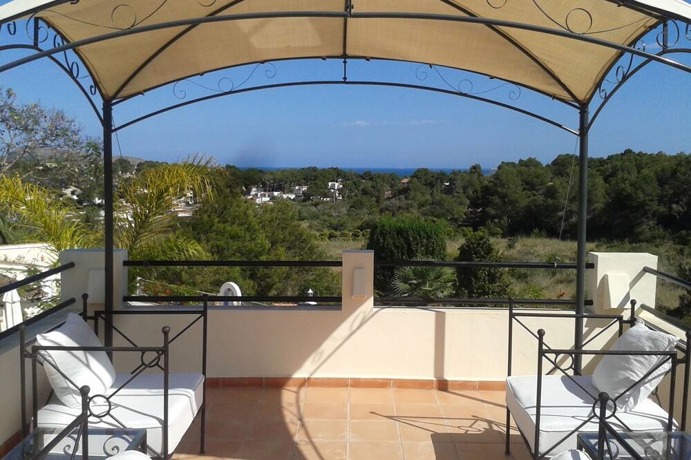 Photo of Patio Balcony in Benimeit