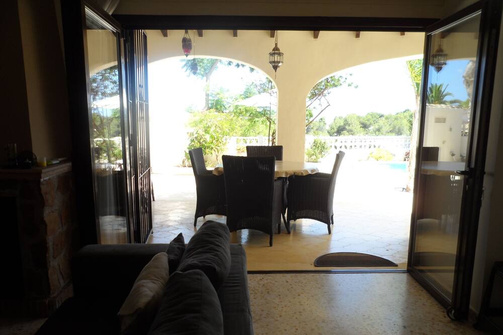 Photo of Livingroom in Benimeit