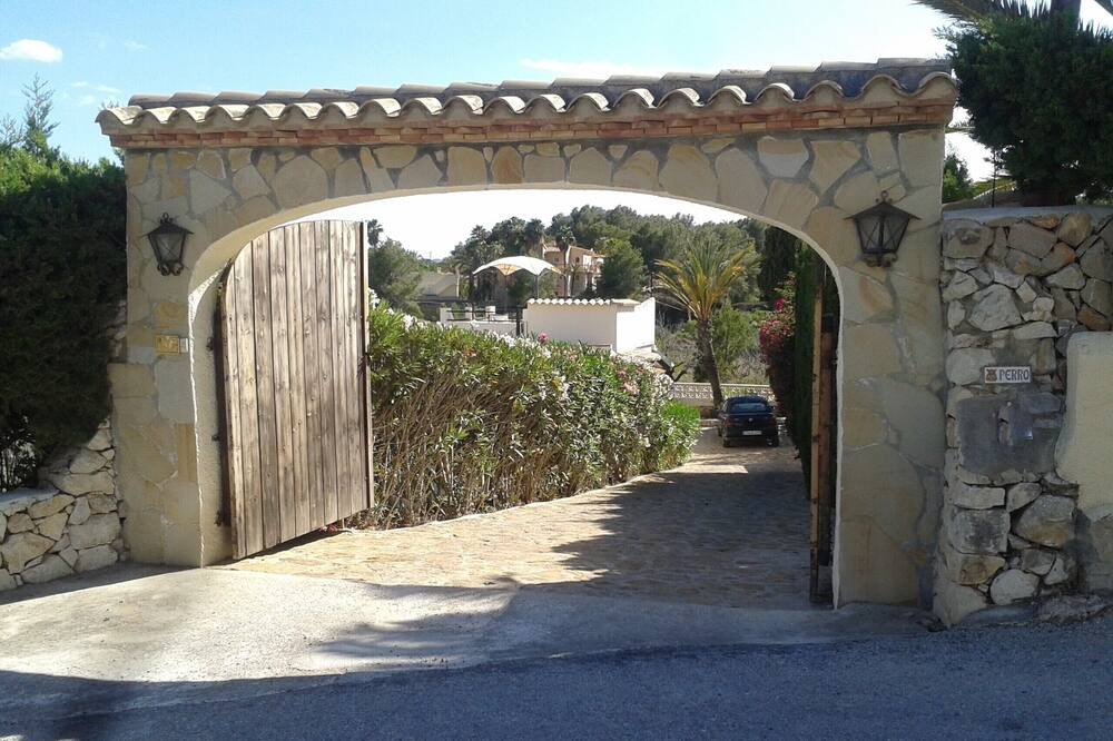Photo of Outdoor in Benimeit