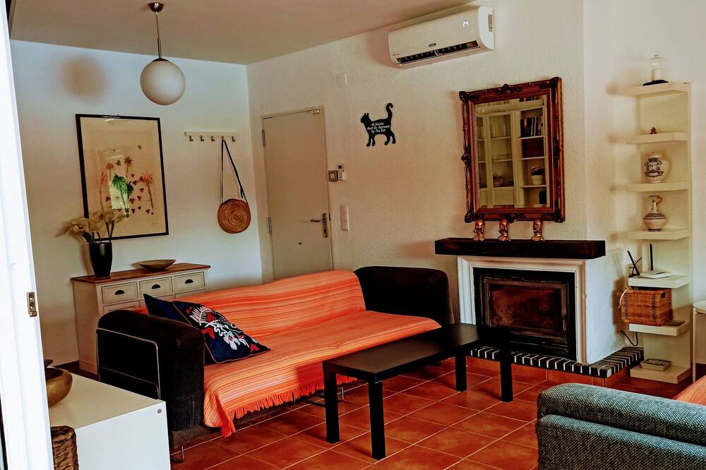 Photo of Livingroom in Les Tres Cales