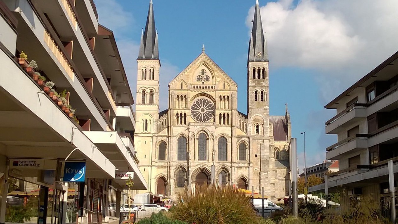 Photo of Buildings in Saint-Remi