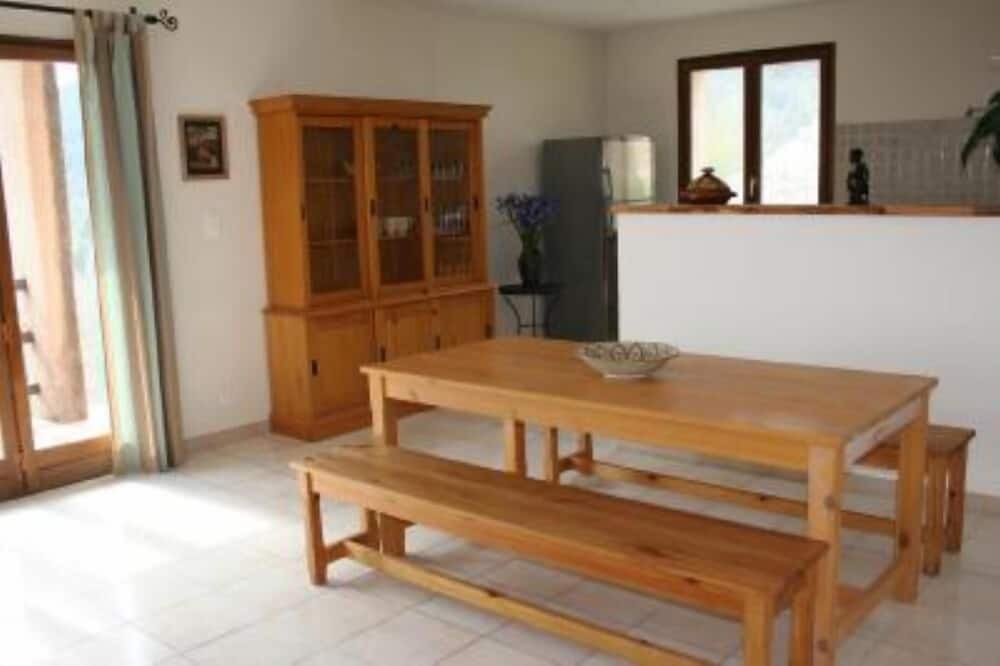 Photo of Livingroom in Poggio-di-Nazza
