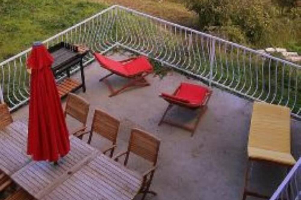 Photo of Patio Balcony in Poggio-di-Nazza