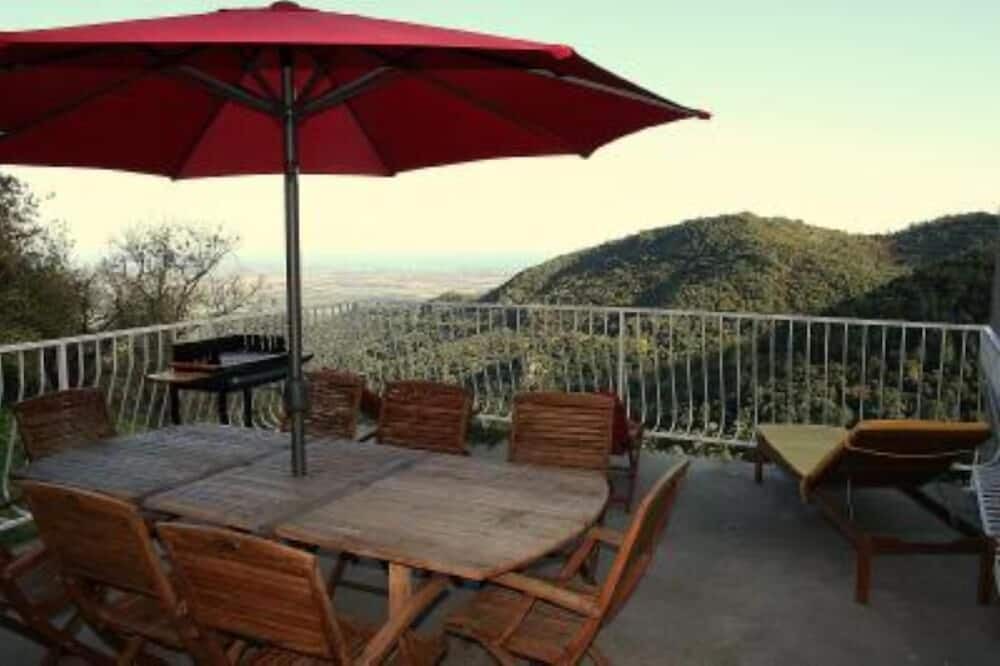 Photo of Patio Balcony in Poggio-di-Nazza