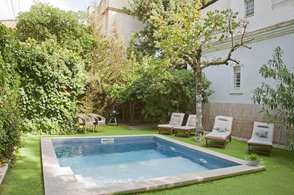 Photo of Outdoor in Pedralbes