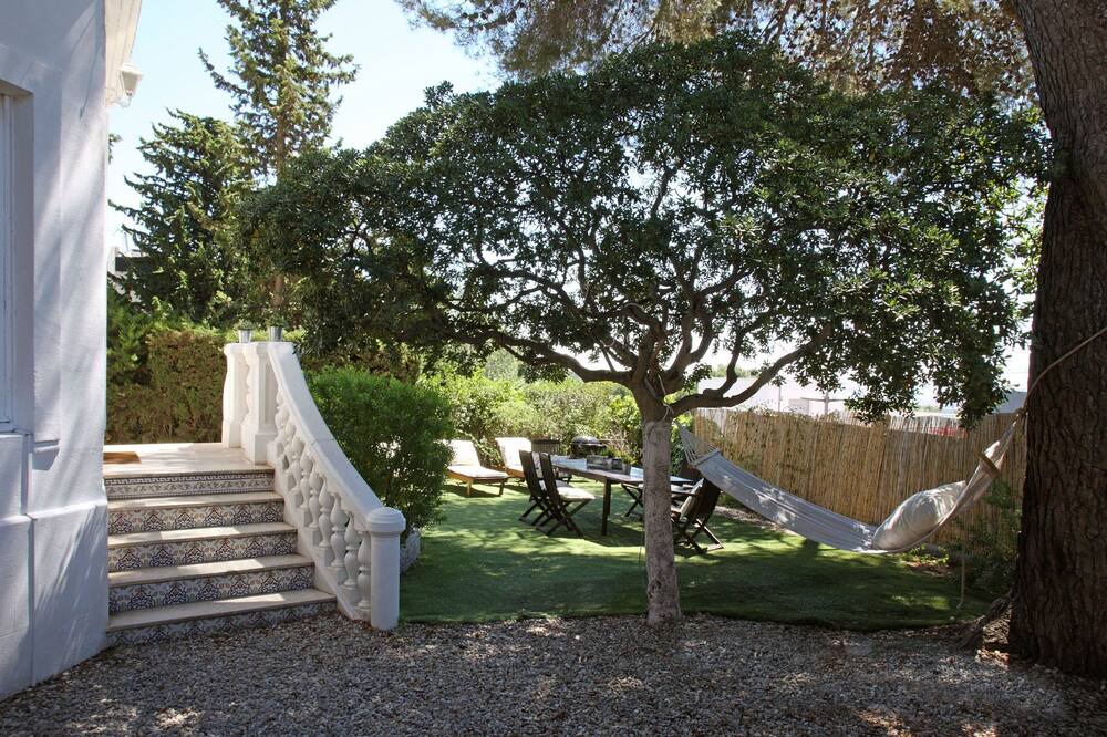 Photo of Outdoor in Pedralbes