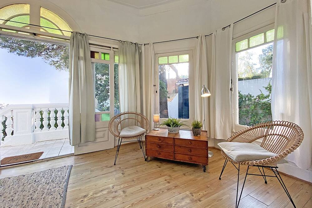 Photo of Livingroom in Pedralbes