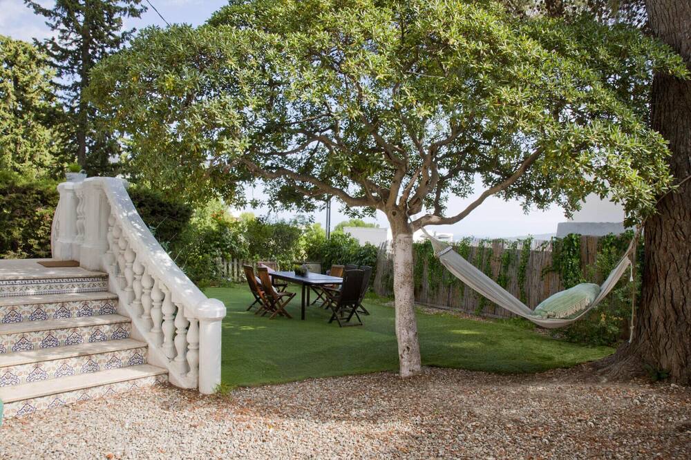 Photo of Outdoor in Pedralbes