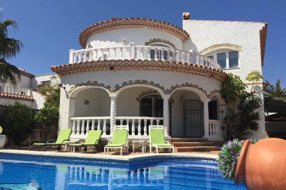 Photo of Others in Costa del Zefir