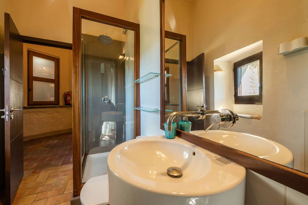 Photo of Bathroom in Sant Esteve de Guialbes