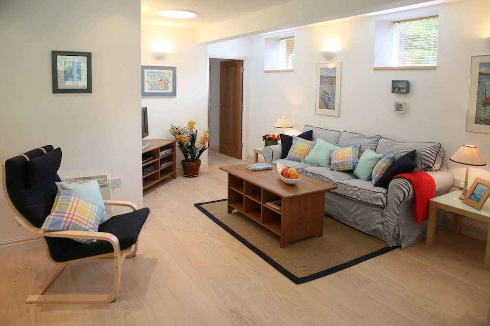 Photo of Others in Niton