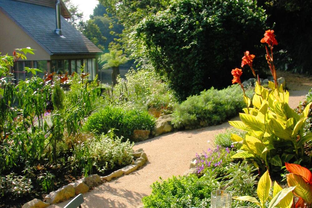 Photo of Others in Niton