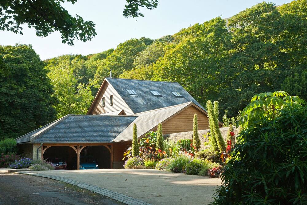 Photo of Others in Niton