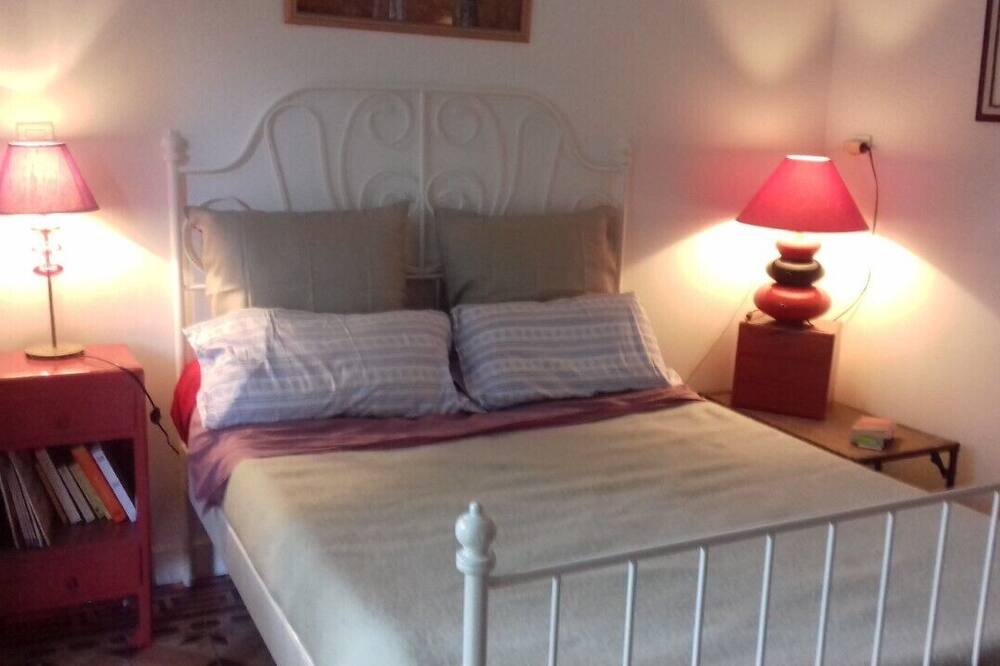 Photo of Bedroom in Porte-Joie
