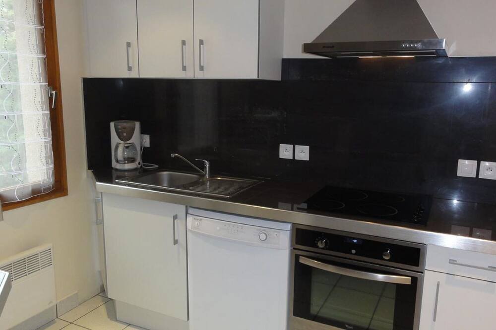 Photo of Kitchen in Hauteville-sur-Mer