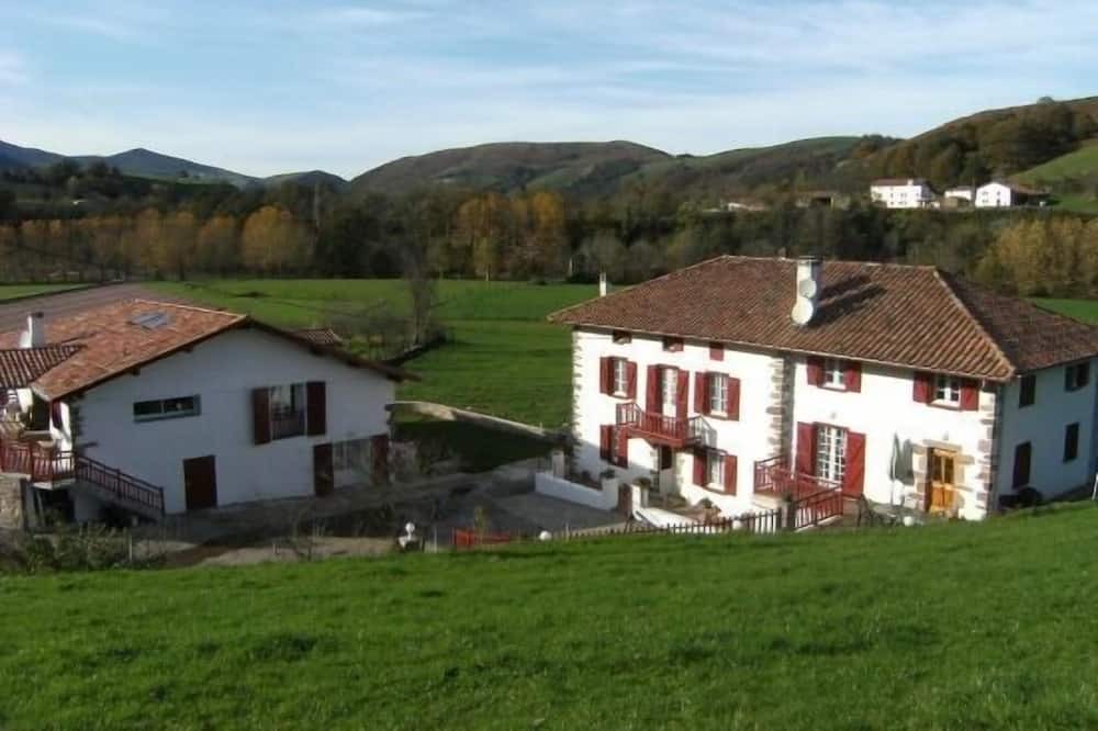 Photo of Outdoor in Bidarray