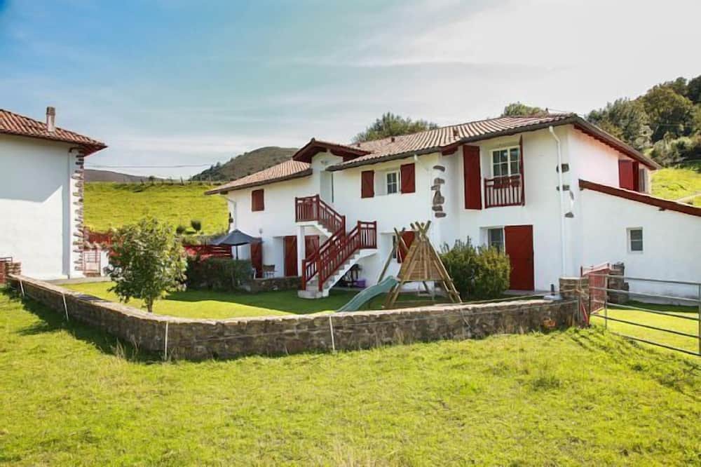 Photo of Outdoor in Bidarray