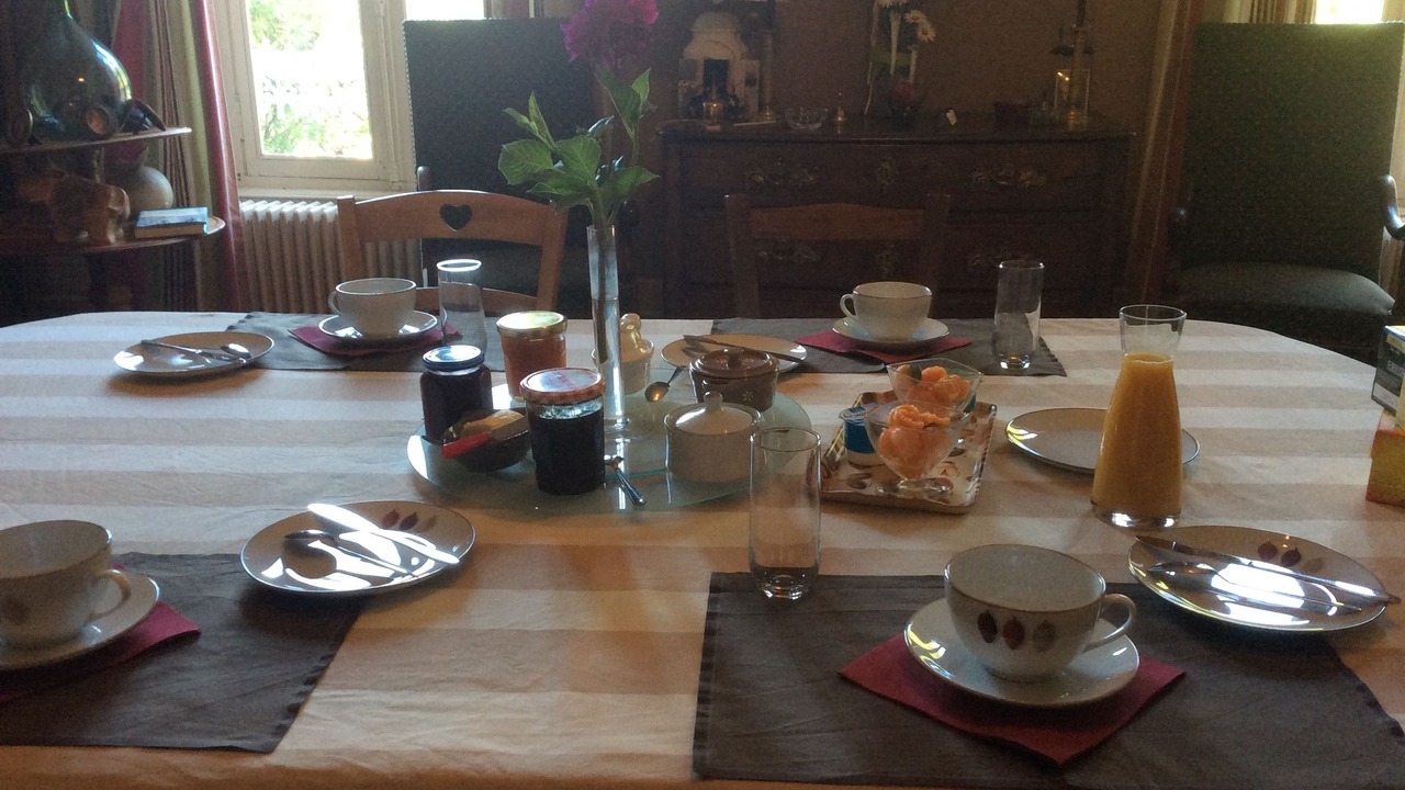 Photo of Others in Imphy