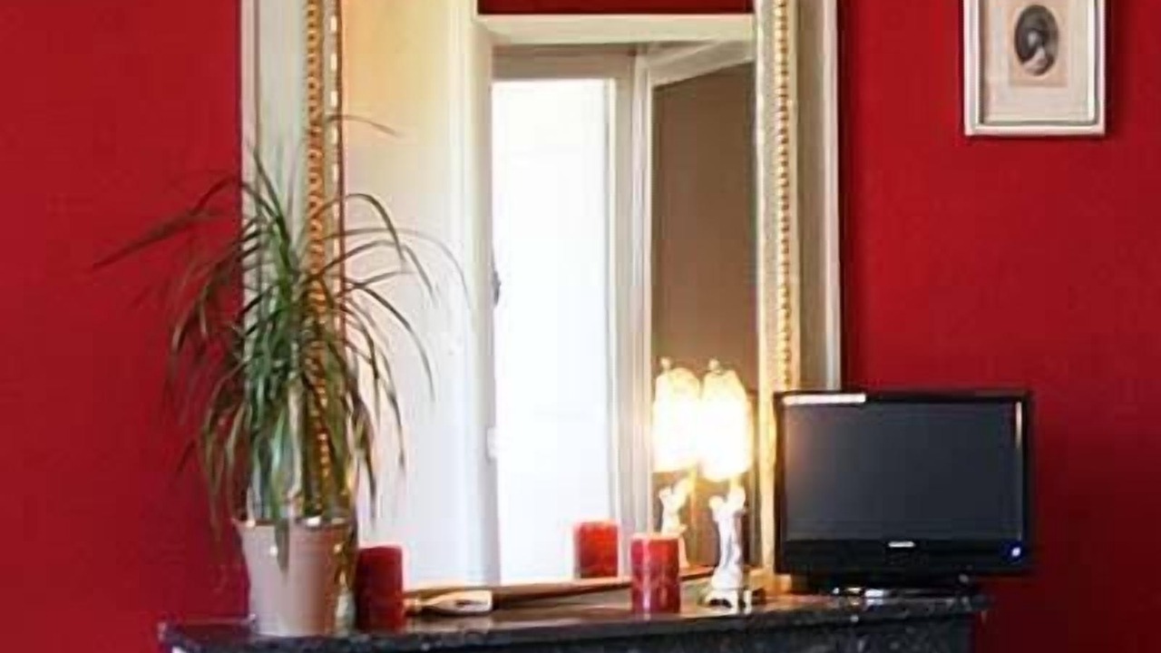 Photo of Bedroom in Imphy