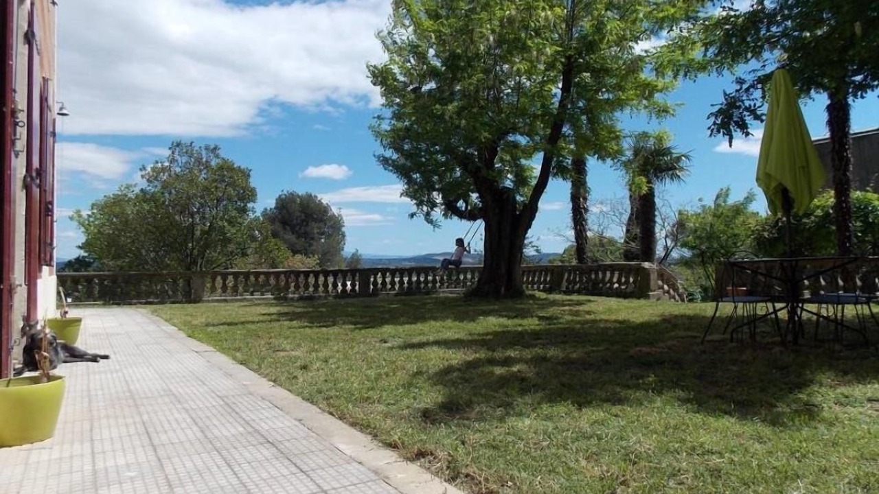 Photo of Outdoor in Pont-Saint-Esprit