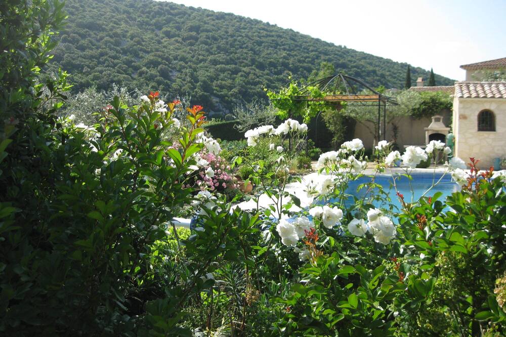 Photo of Outdoor in Saint-Martin-d'Ardeche