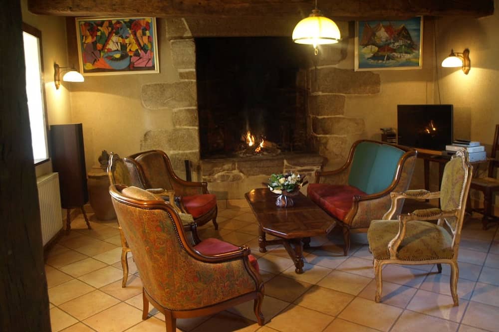 Photo of Livingroom in Le Sourn