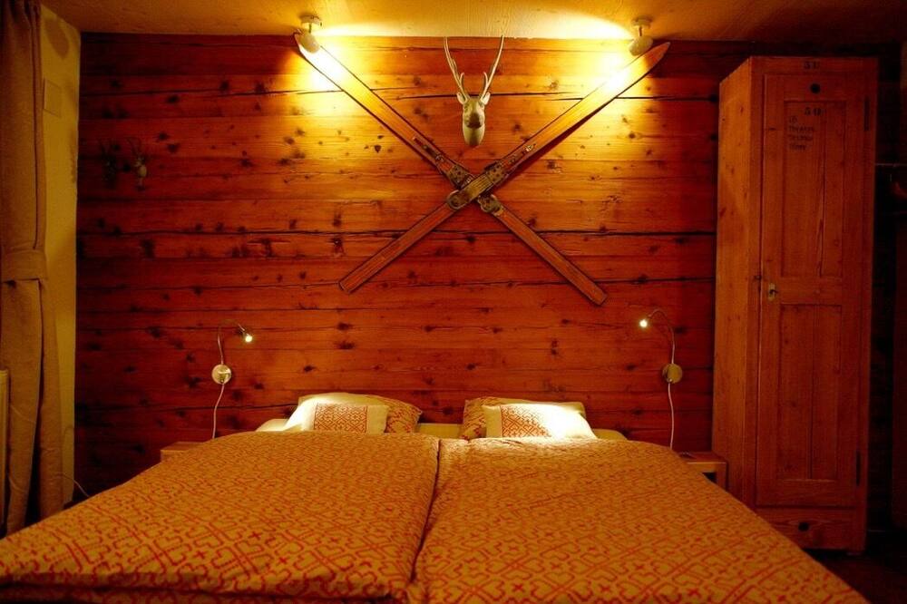 Photo of Bedroom in Lenk