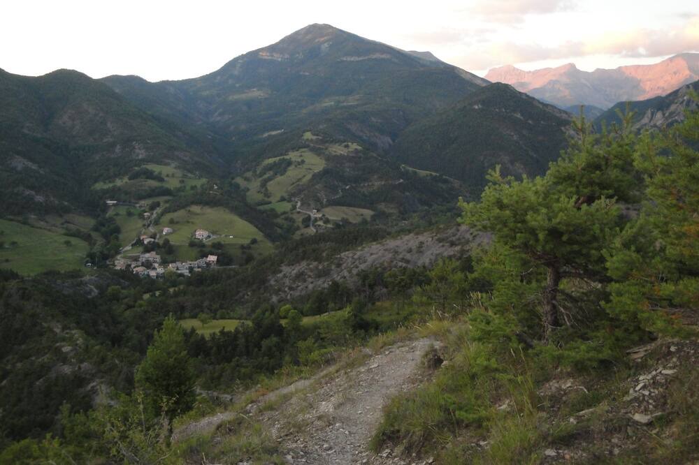 Photo of Others in Beaujeu