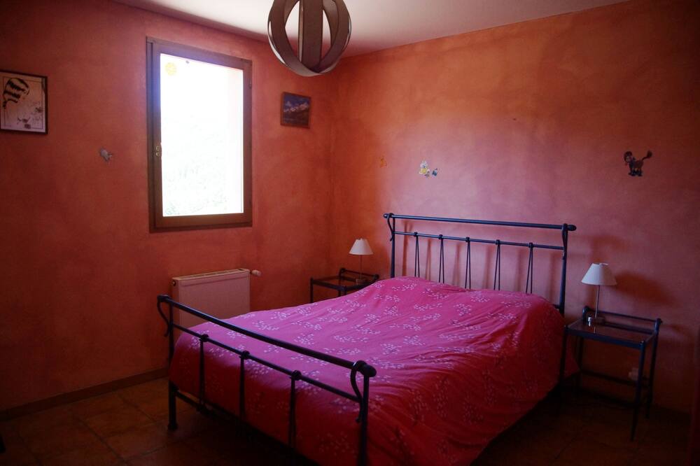 Photo of Bedroom in Beaujeu