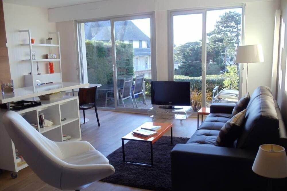 Photo of Livingroom in Dinard