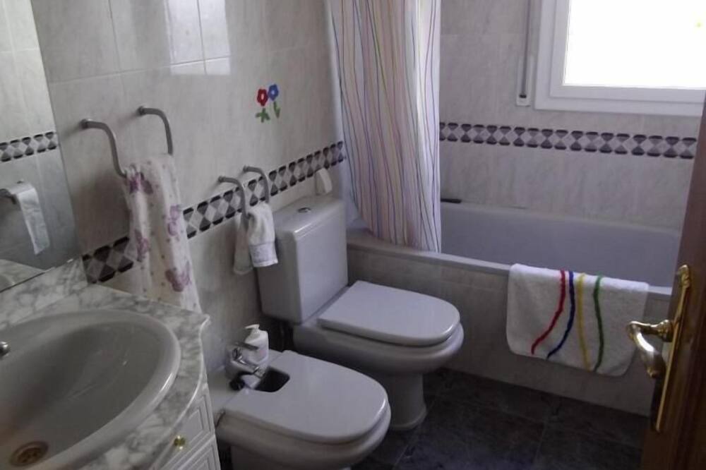 Photo of Bathroom in Cunit
