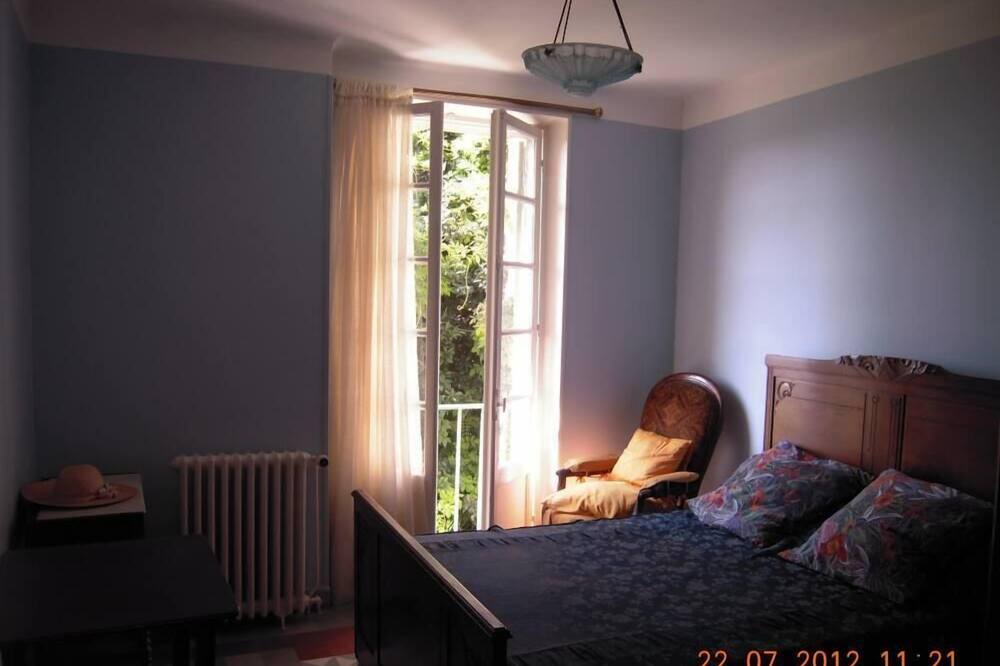 Photo of Bedroom in Aubenas