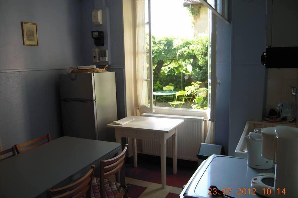 Photo of Kitchen in Aubenas