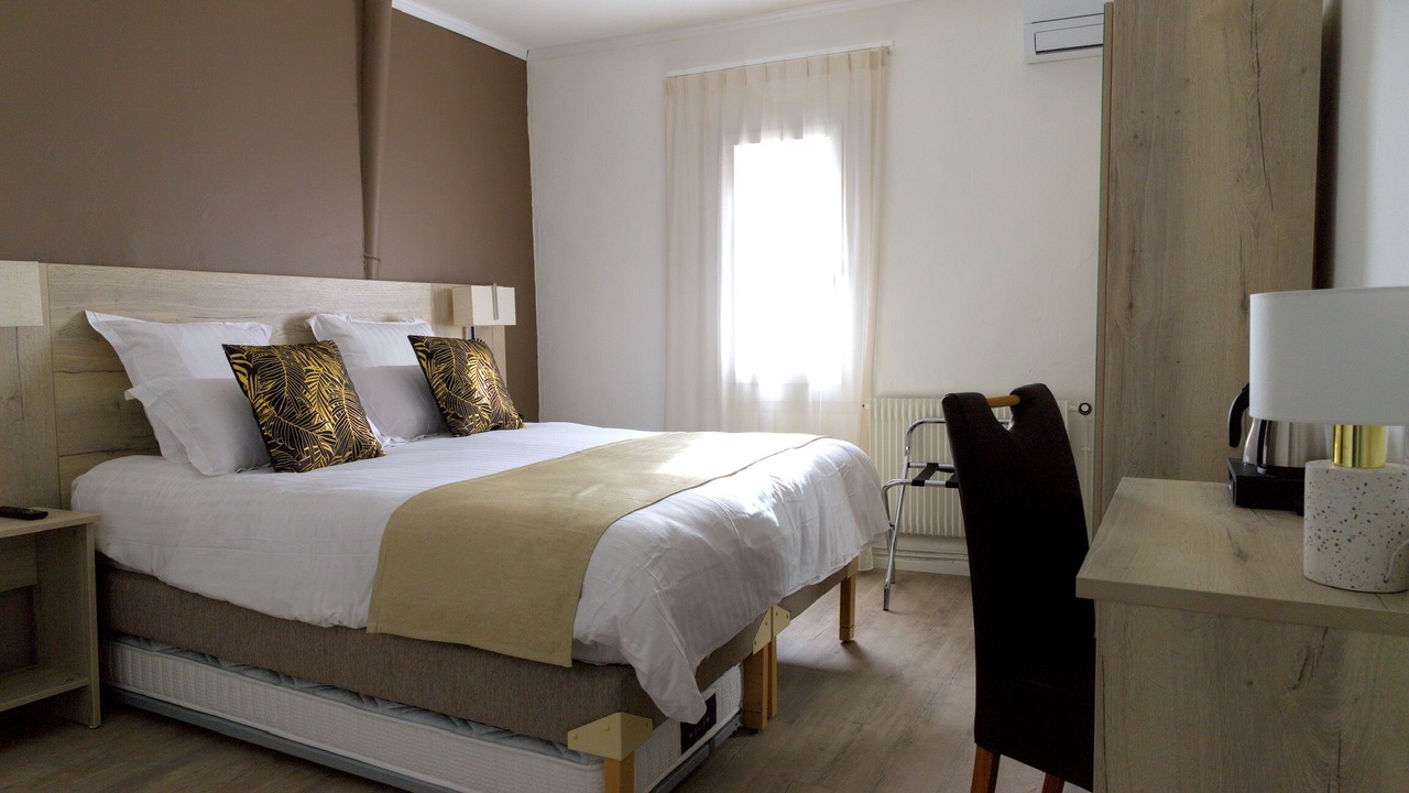 Photo of Bedroom in Balaruc-les-Bains