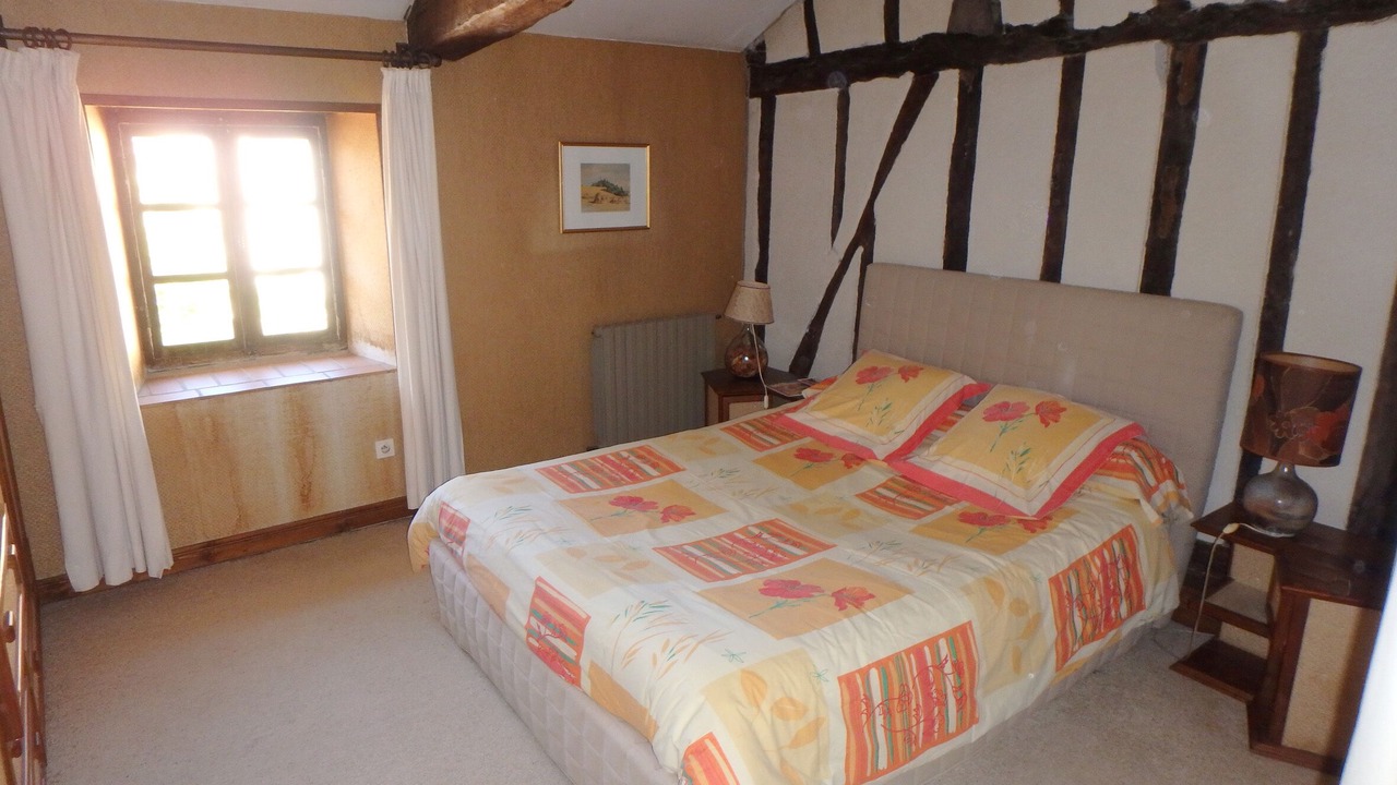 Photo of Bedroom in Crastes