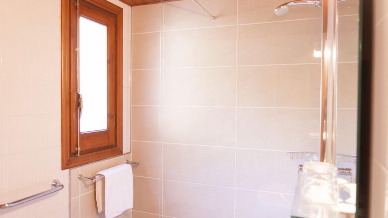Photo of Bathroom in Les