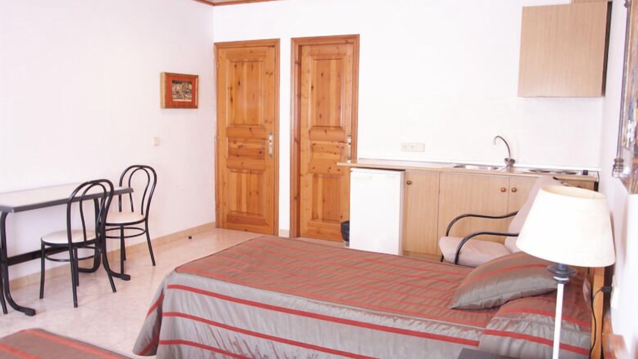 Photo of Bedroom in Les