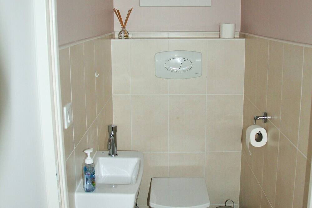Photo of Bathroom in Rochegude