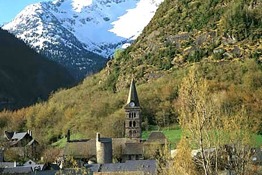 Photo of Outdoor in Arties