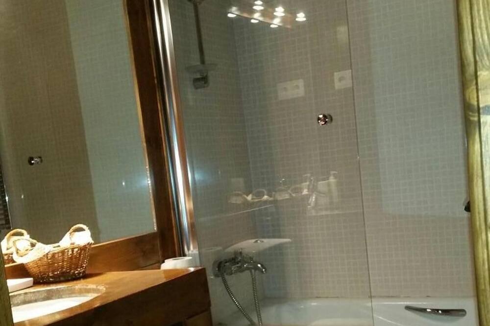 Photo of Bathroom in Arties