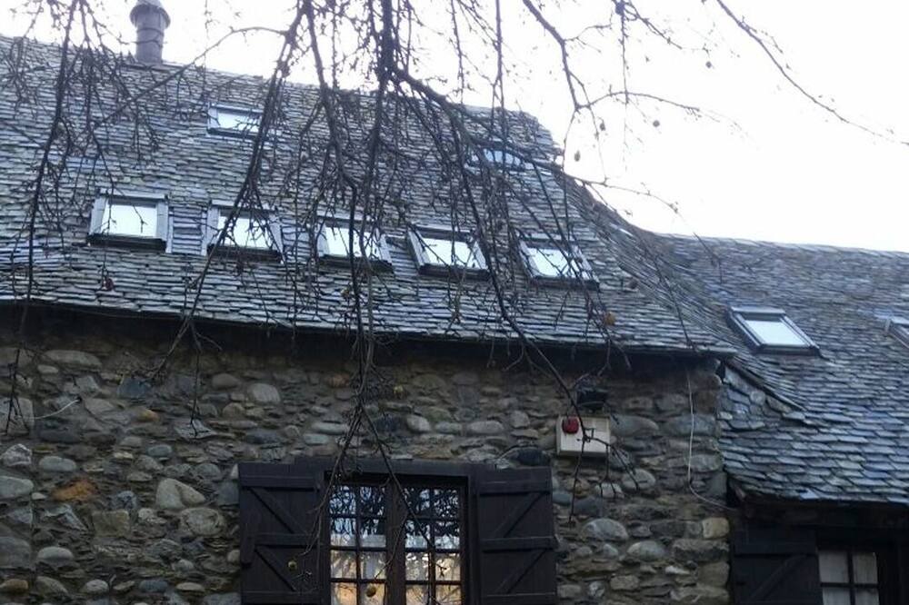 Photo of Outdoor in Arties