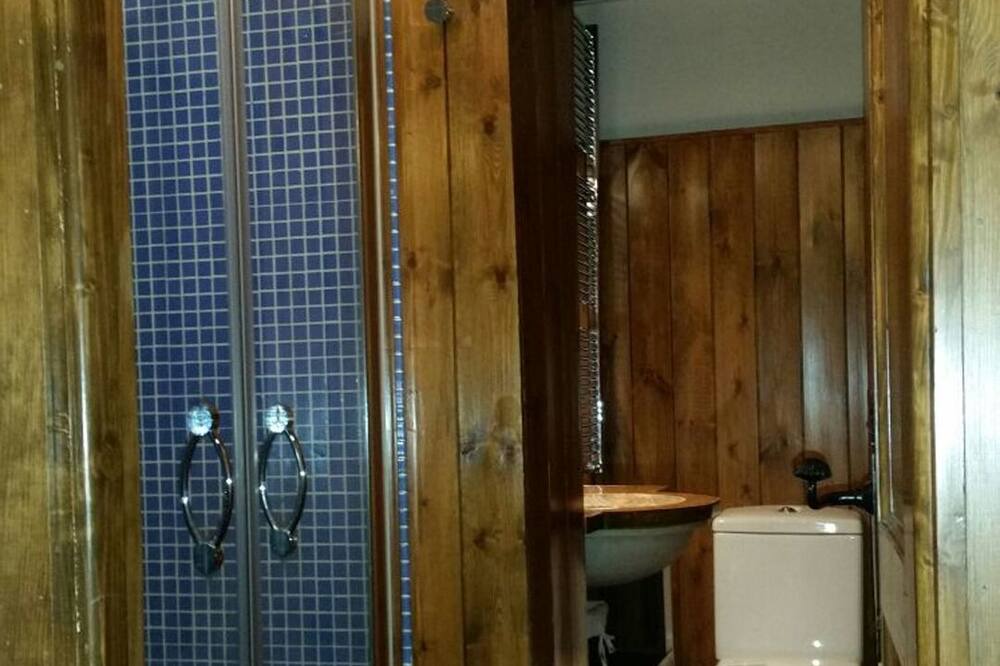 Photo of Bathroom in Arties