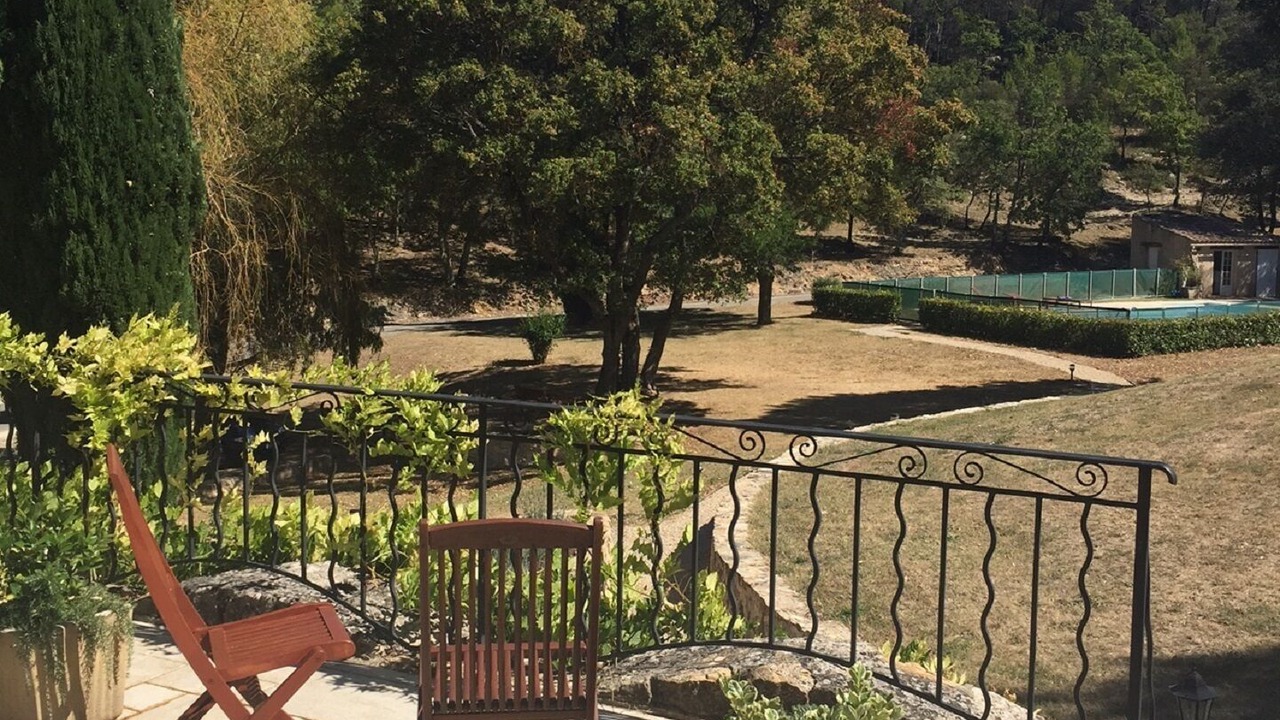Photo of Patio Balcony in Fox-Amphoux