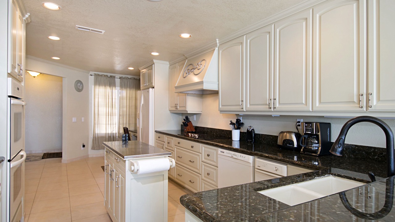 Photo of Kitchen in Coronado Cays