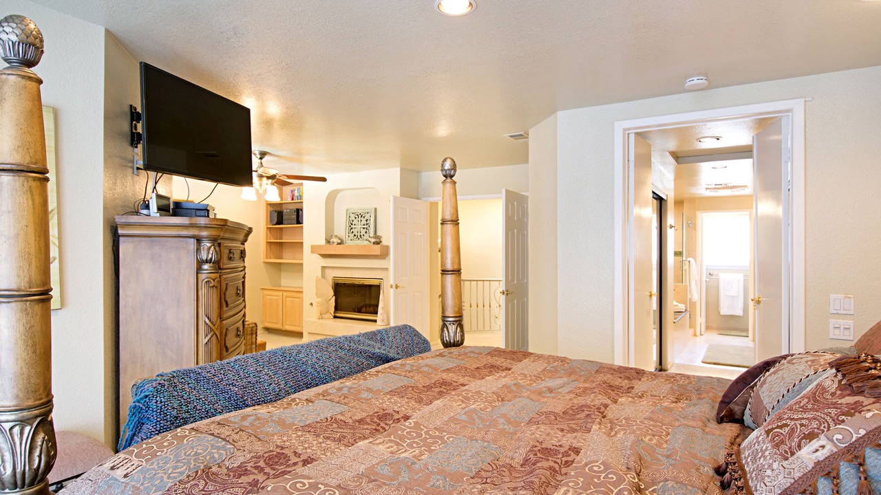 Photo of Bedroom in Coronado Cays