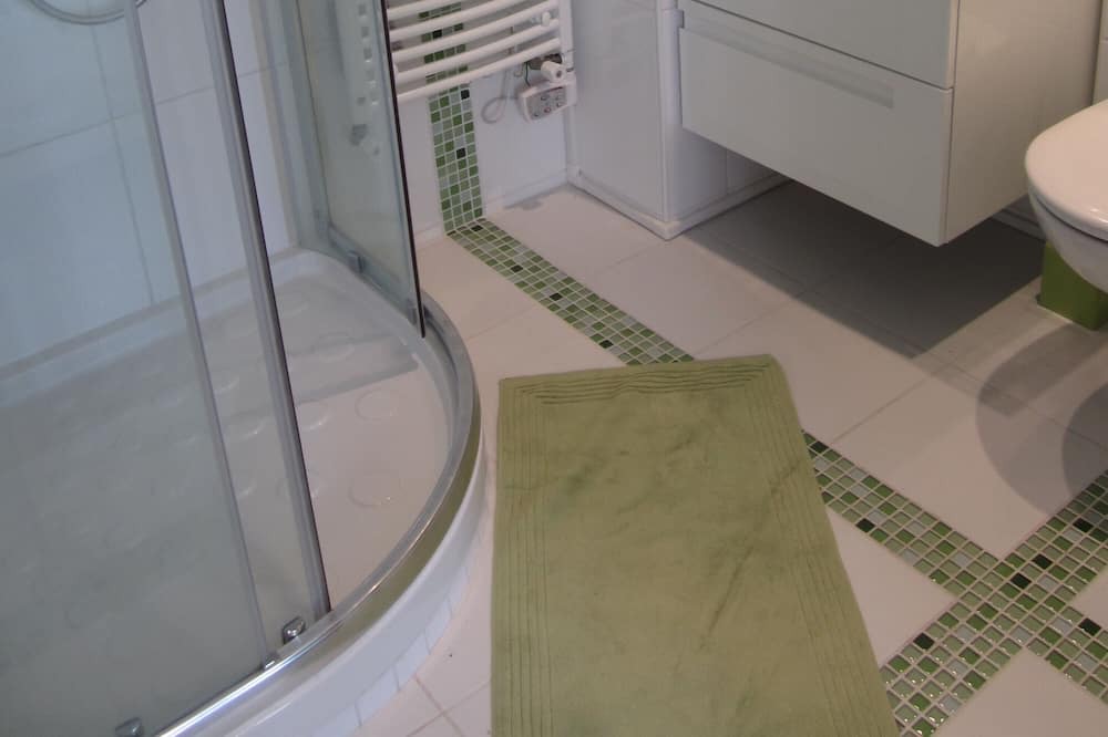 Photo of Bathroom in Chatillon
