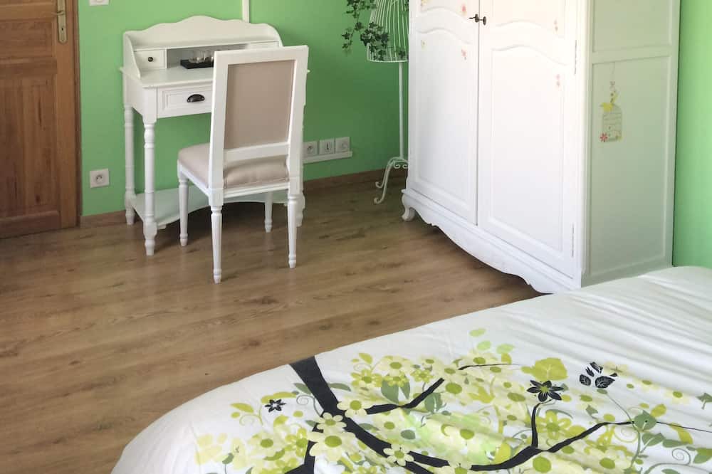 Photo of Bedroom in Chatillon