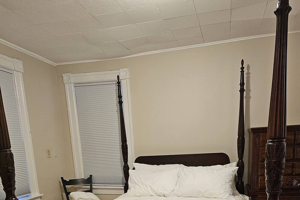 Photo of Bedroom in Ludlow